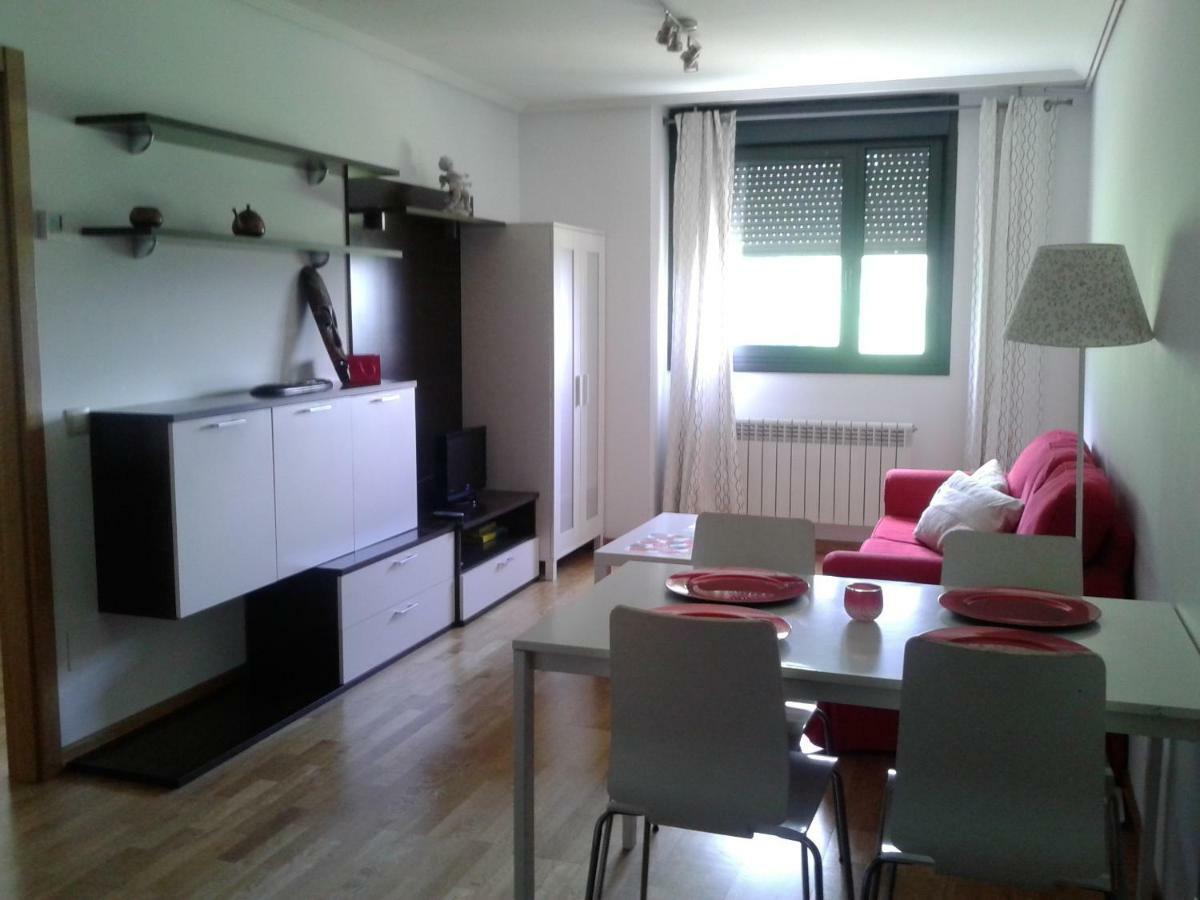 Torre De La Fuente Aprtovistas Piscina Parking Apartment โอเบียโด ภายนอก รูปภาพ